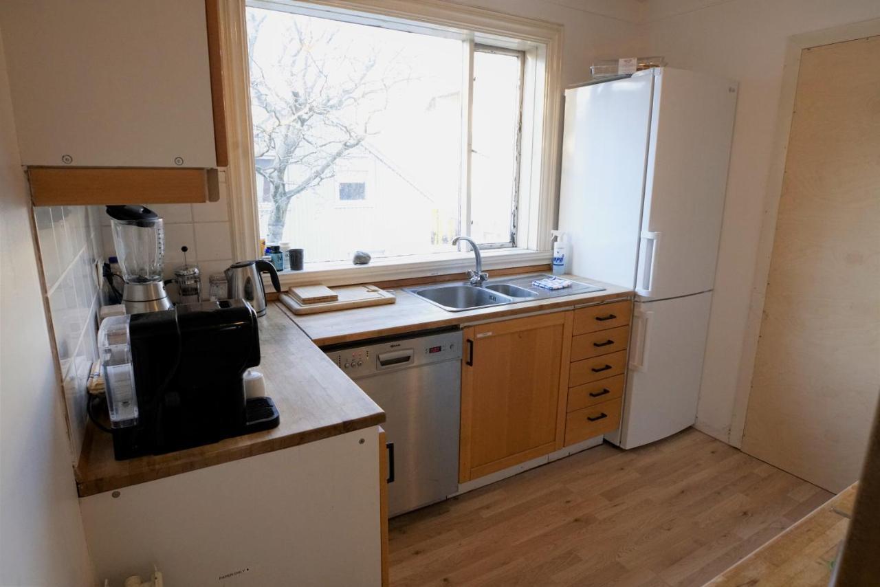 Cozy On The Strip Apartment Reykjavik Ngoại thất bức ảnh