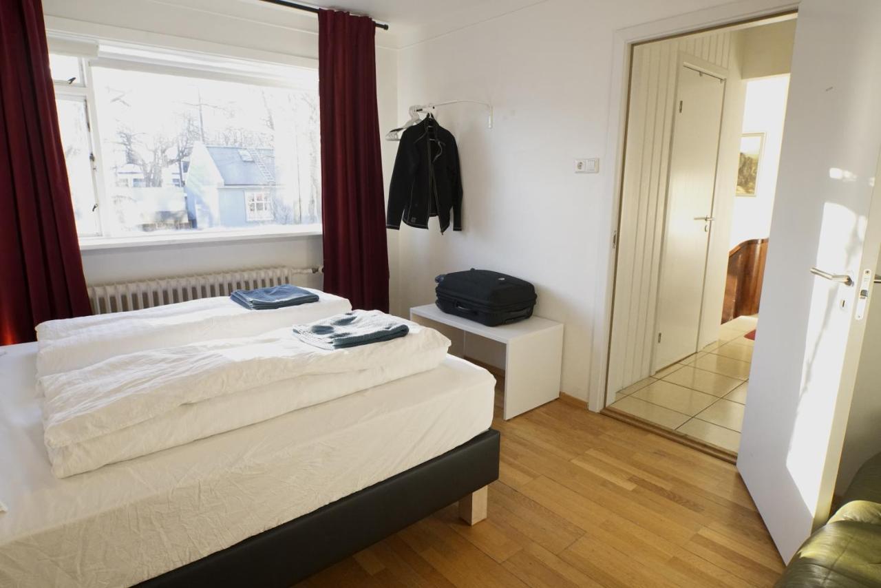 Cozy On The Strip Apartment Reykjavik Ngoại thất bức ảnh