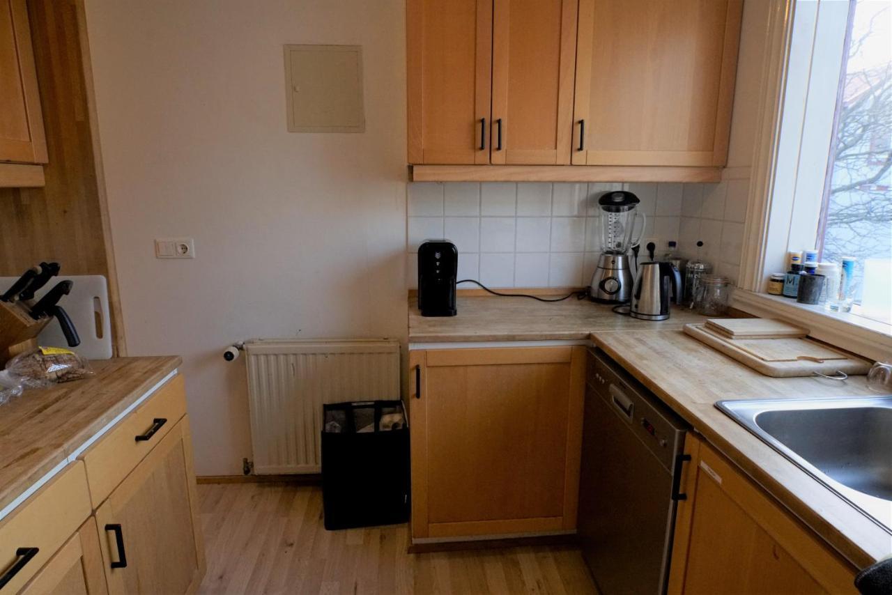 Cozy On The Strip Apartment Reykjavik Ngoại thất bức ảnh